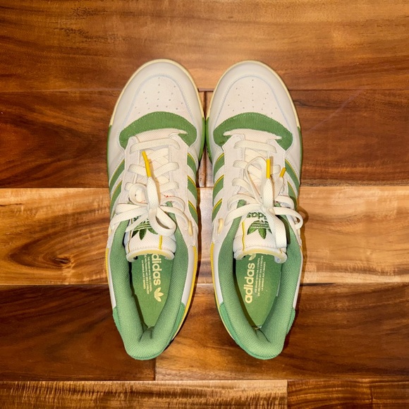 SOLD❗️- Adidas Rivalry Low 86 Crew Green/Hazy Yellow FZ6318 - Size 12.5 - Picture 10 of 16